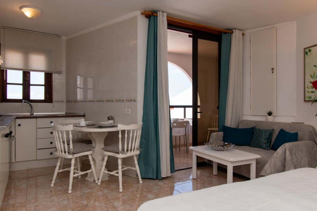 Parque Santiago II 269 - Studio With Sea And Pool Views プラヤ・デ・ラス・アメリカス エクステリア 写真